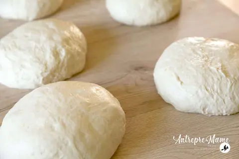 Pâinea negrăbită din Poiana Melcului – imaginea 7